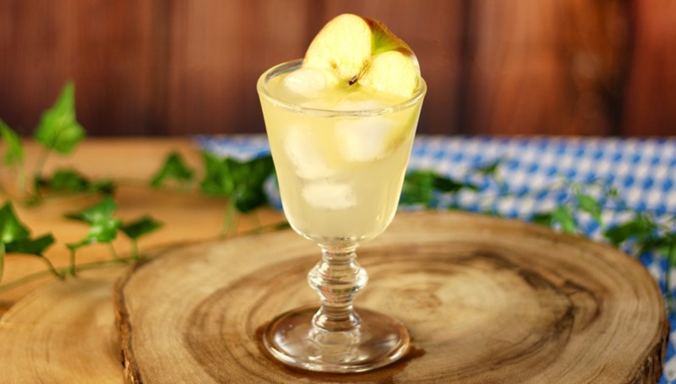Apple Crumble Cocktail Recipe