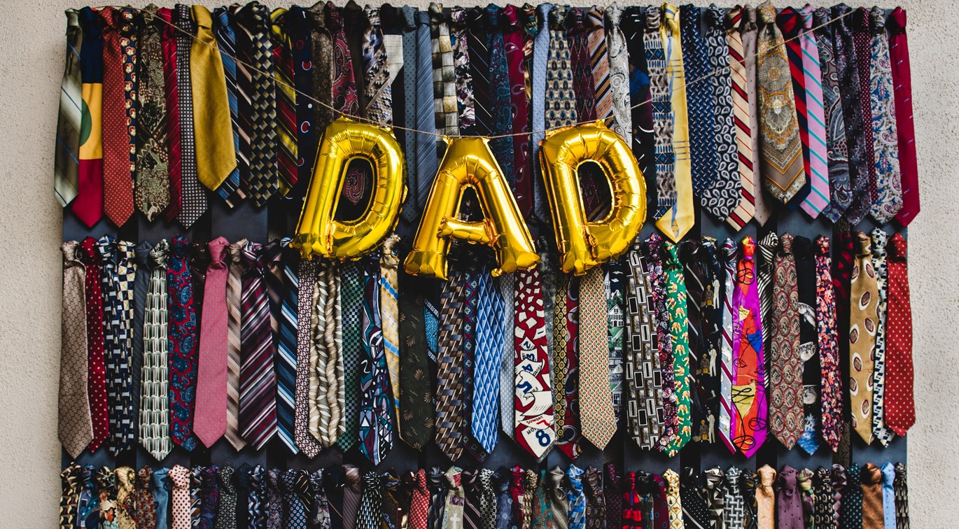 Alcohol Related Gifts For Father's Day | Buying Guide