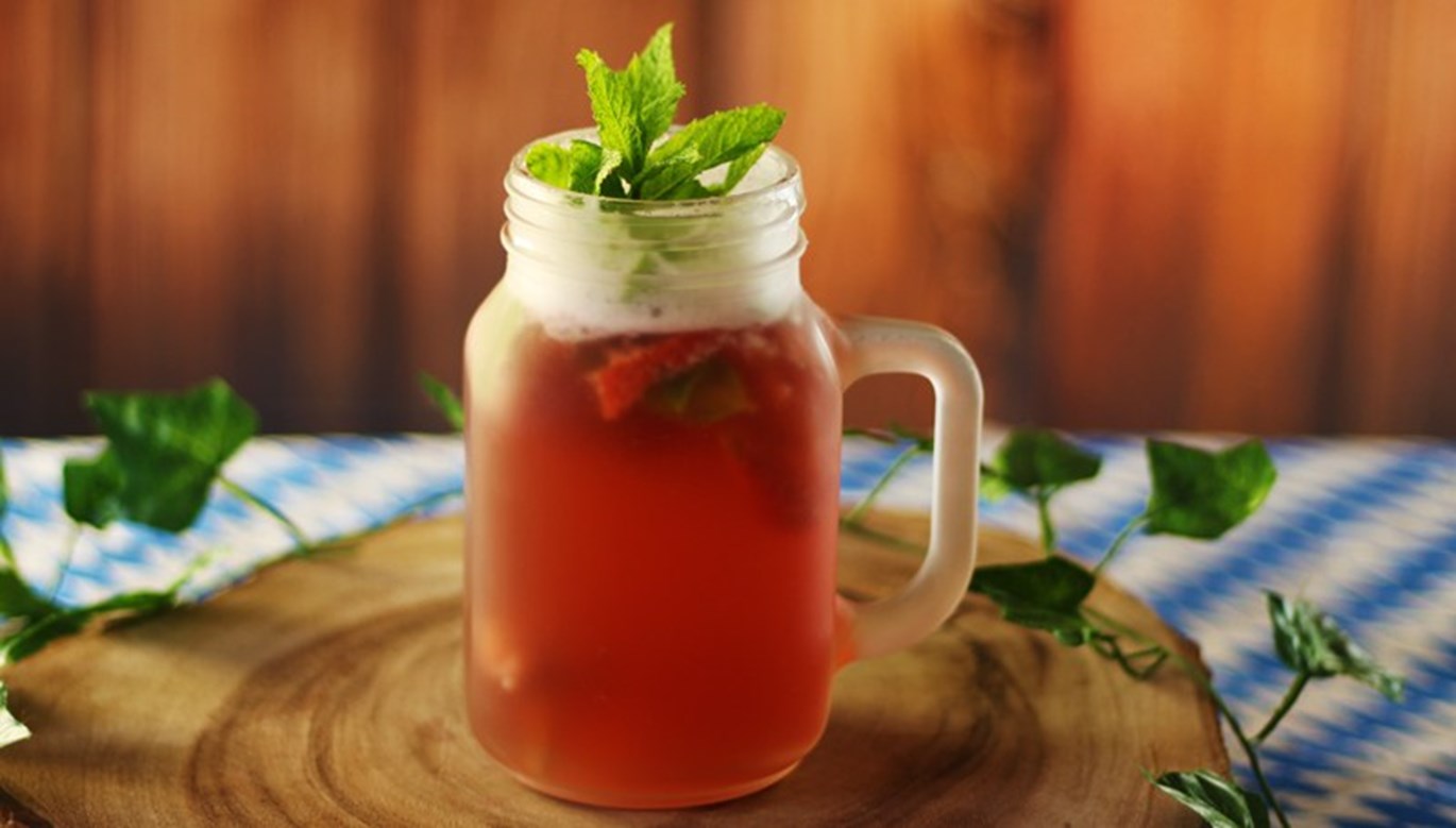 Autumn Cocktails: Strawberry Brewjito Recipe